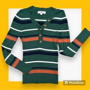 Full Circle Trends Striped V Neck Long Sleeve Top Medium